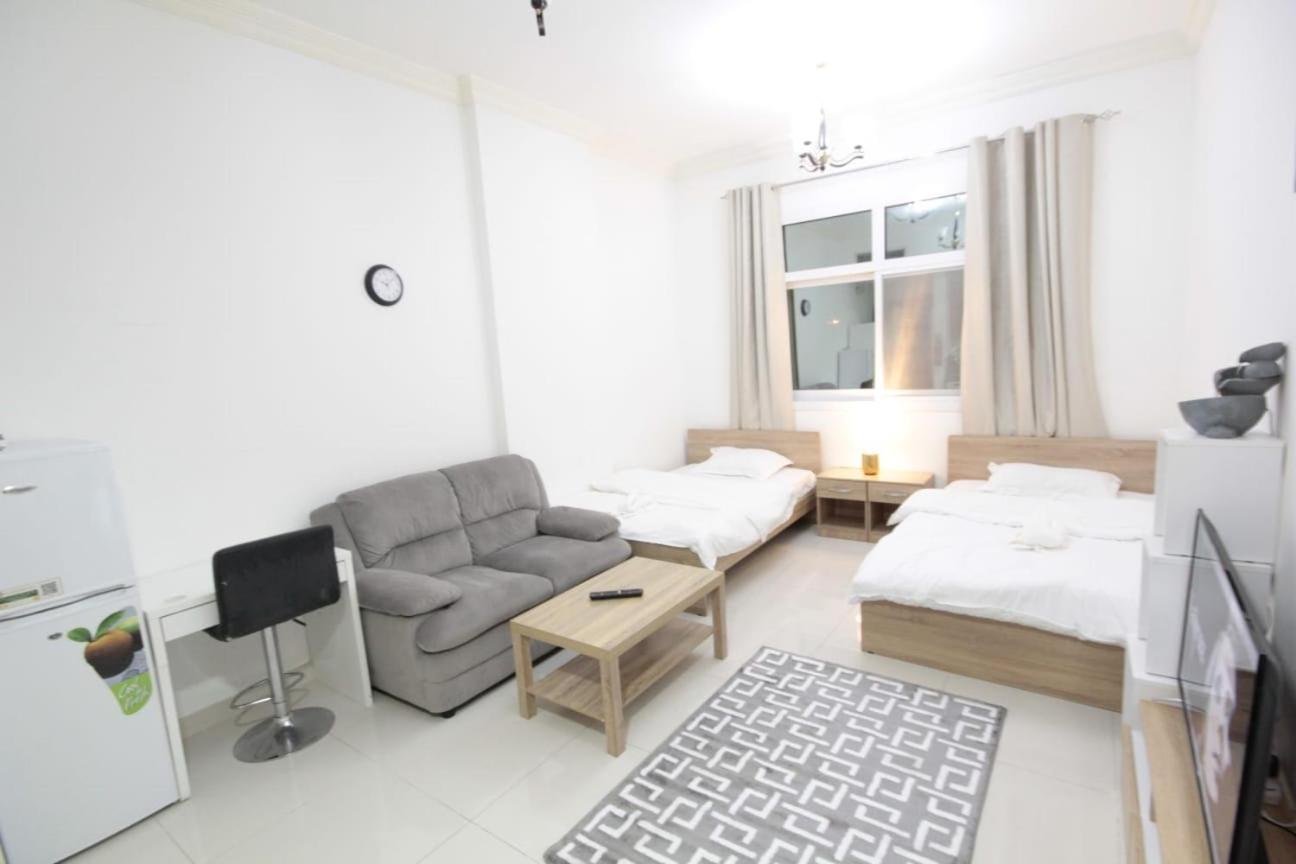 Al Fahad 2 Small Rooms For Men Tecom Дубай Екстериор снимка